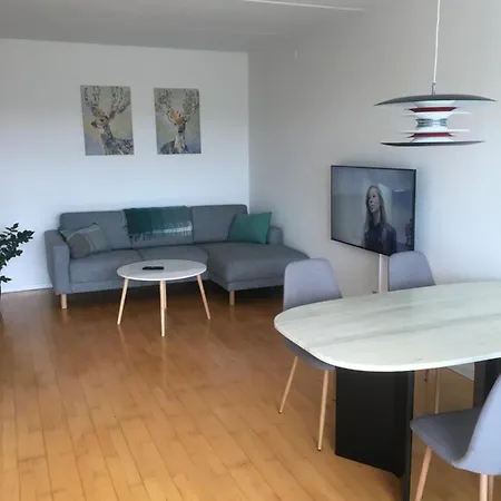 Guesthouse Ega Apartment *